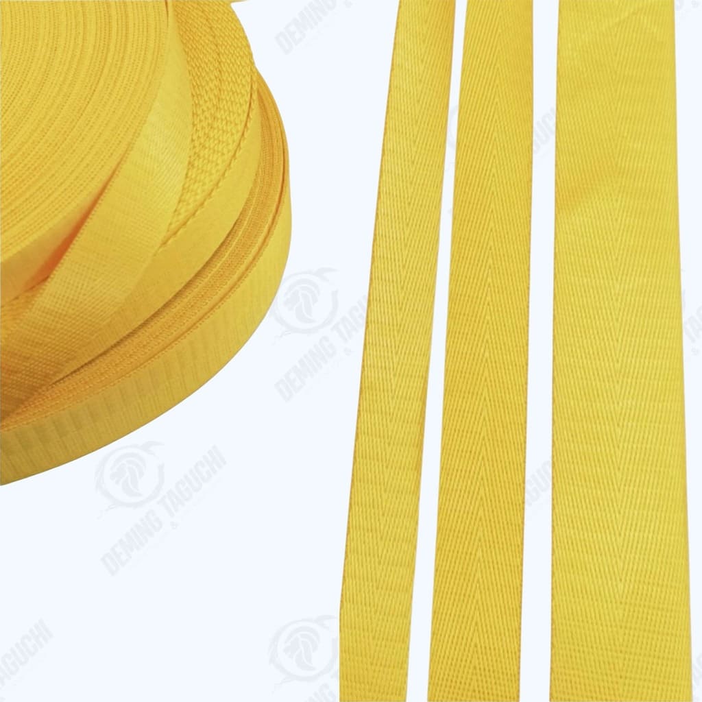 Cinta Nylon Brillo AMARILLO 2cm, 2.5cm, 3.8cm, Cinta de Nylon Brillante para Carteras, Cinta de Nylon Amarillo de Alto Brillo, Cinta de Nylon Sublimable Amarillo, Cinta de Nylon Resistente al Desgarro en Amarillo, Cinta de Nylon con Adherencia Superior Amarillo, Cinta de Nylon Brillosa Importada en Amarillo, Cinta Económica de Nylon para Mochilas, Cinta Premium para Correas de Morral, Cintas para Correas de Carteras, Cintas de Nylon al por Mayor y Menor, Cintas de Nylon por Rollos, Paquetes de Cintas de Nylon.